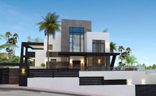 Casa en Calle Holanda 17 Torrequebrada